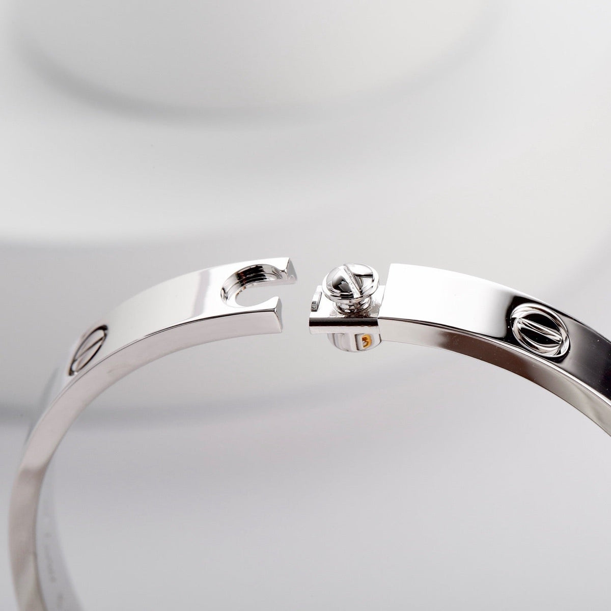[Cadisa] LOVE BRACELET 6.1MM NO DIAMONDS