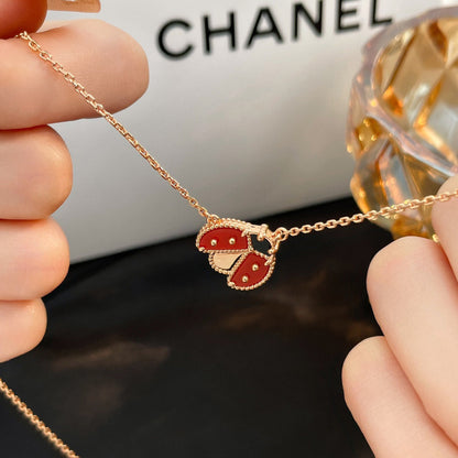 [Cadisa]LUCKY  CARNELIANS LADYBUG NECKLACE