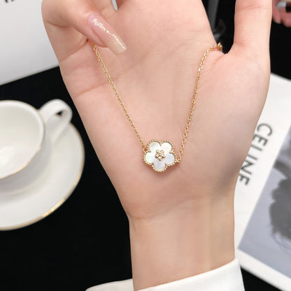 [Cadisa]LUCKY WHITE MOP PLUM BLOSSOM  BRACELET