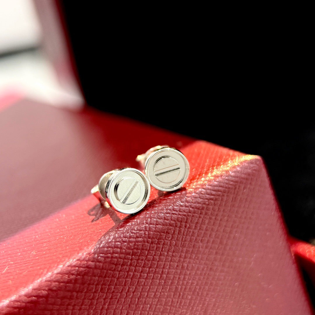 [Cadisa] LOVE EARRINGS 7.2MM
