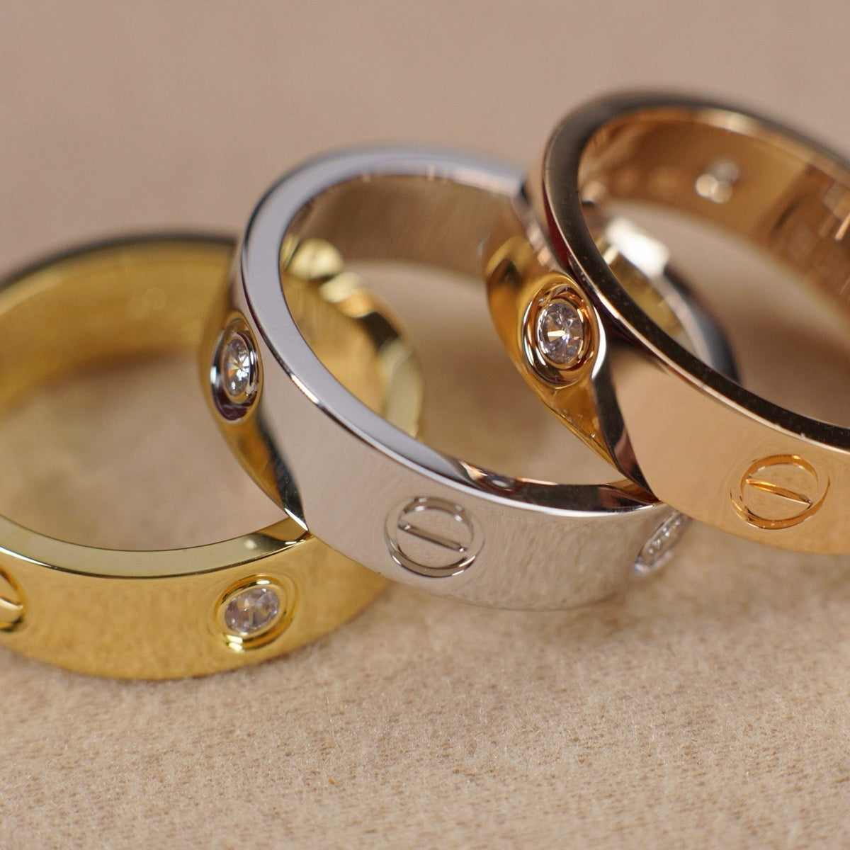 [Cadisa] LOVE 5.5MM 3 DIAMOND RING