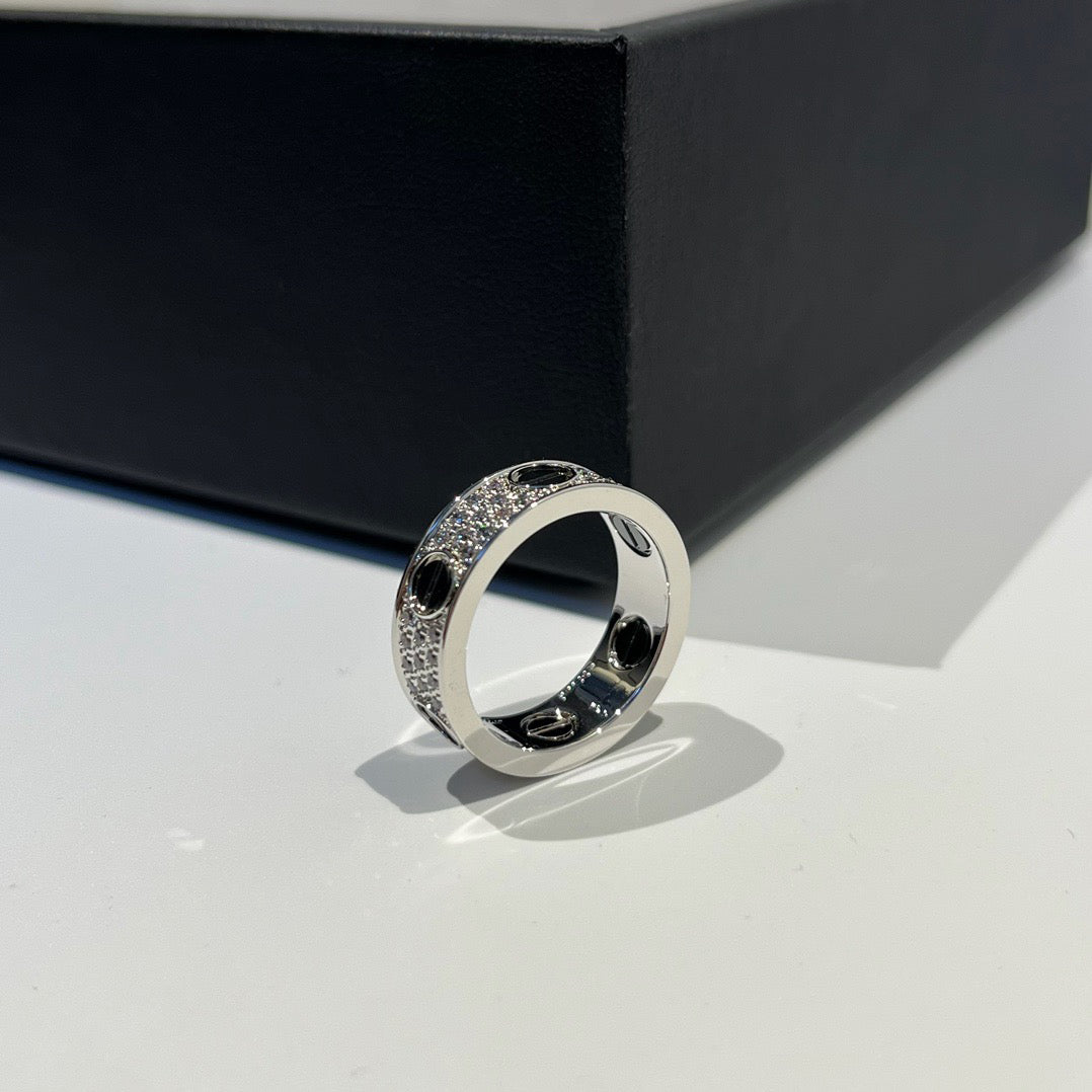 [Cadisa] LOVE RING 5.5MM DIAMONDS PAVED CERAMIC