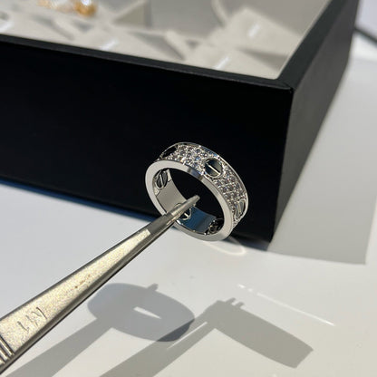 [Cadisa] LOVE RING 5.5MM DIAMONDS PAVED CERAMIC