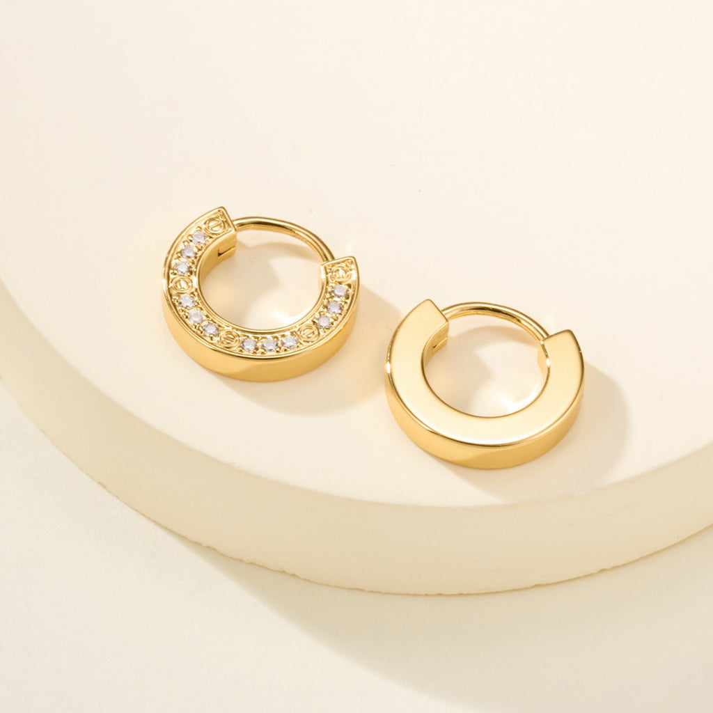 [Cadisa] LOVE DIAMOND EARRINGS