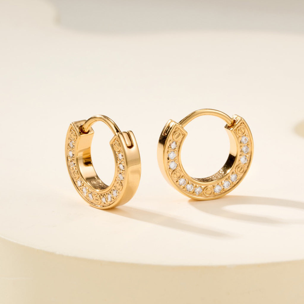 [Cadisa] LOVE DIAMOND EARRINGS