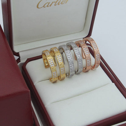 [Cadisa] LOVE EARRINGS 3.6MM DIAMOND PAVED