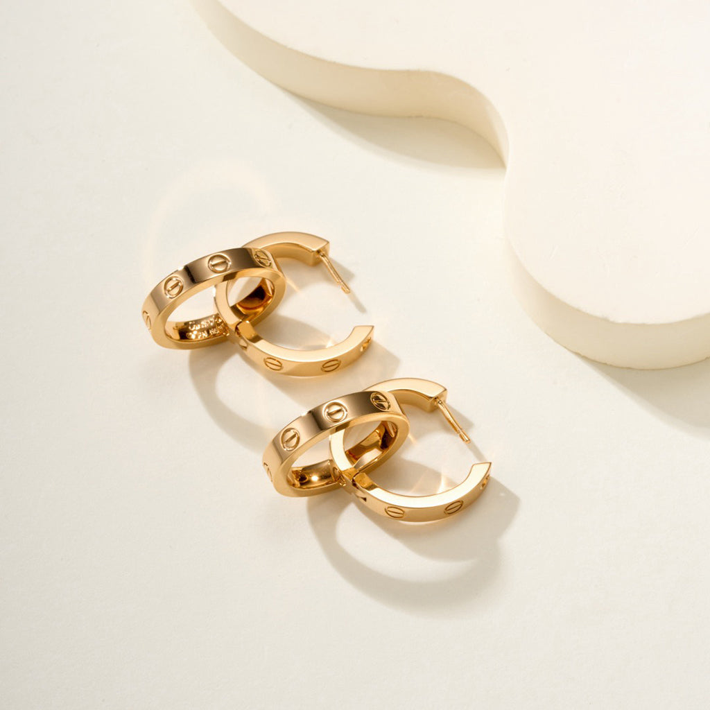 [Cadisa] LOVE 3.3MM DANGLE HALF DIAMOND EARRINGS