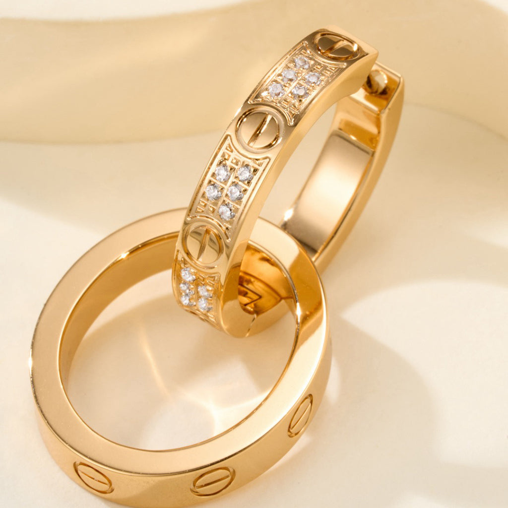 [Cadisa] LOVE 3.3MM DANGLE HALF DIAMOND EARRINGS