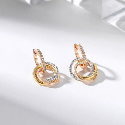 [Cadisa] TRINITY HALF DIAMOND  EARRINGS