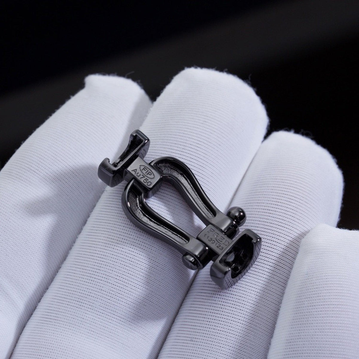 [Cadisa]FORCE LARGE SERIES HORSESHOE BLACK SAMURAI BRACELET