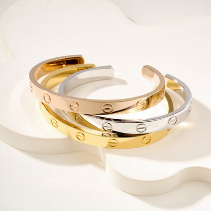 [Cadisa] LOVE BRACELET 6.1MM OPEN CUFF