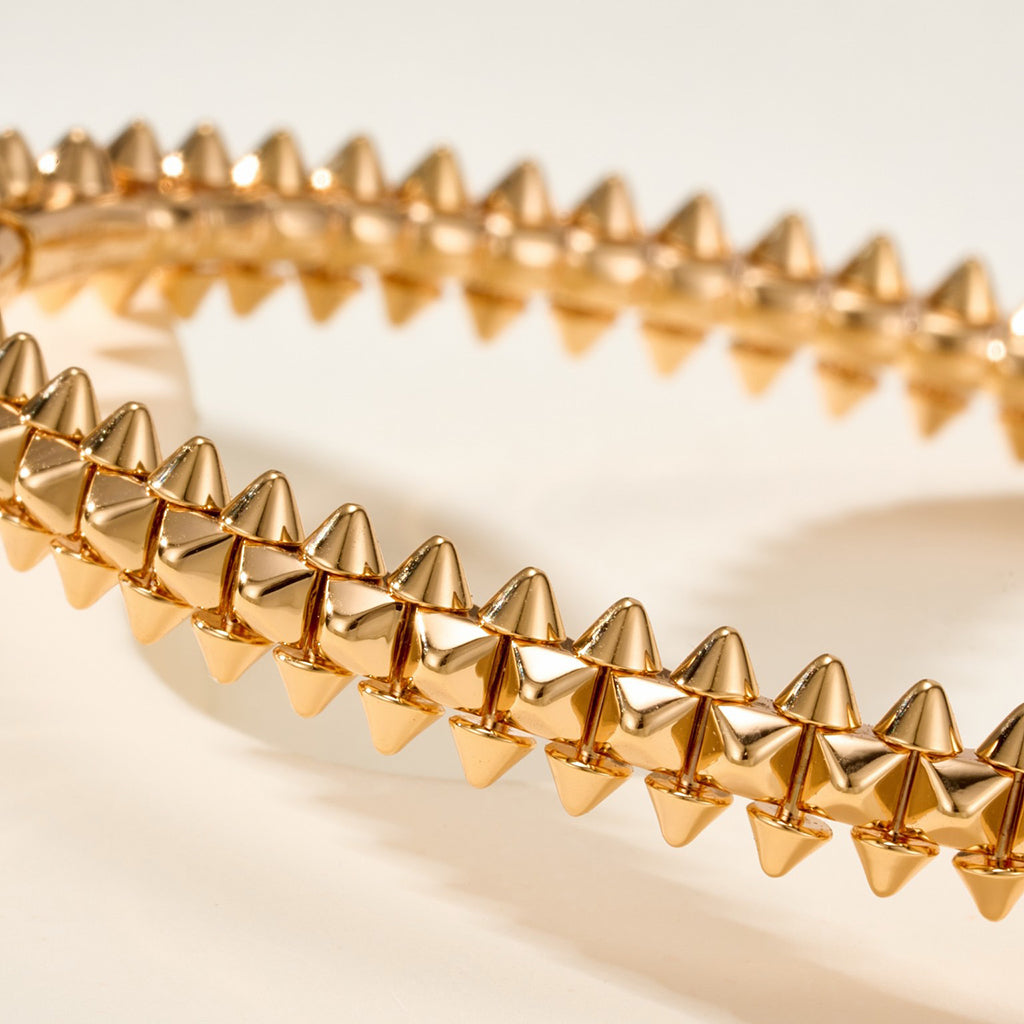 [Cadisa] CLASH & Clover Laser 5-Motif & LOVE Brushed Bracelet Stack Set