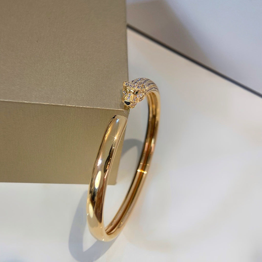 [Cadisa] PANTHERE HALF DIAMOND OPEN BRACELET