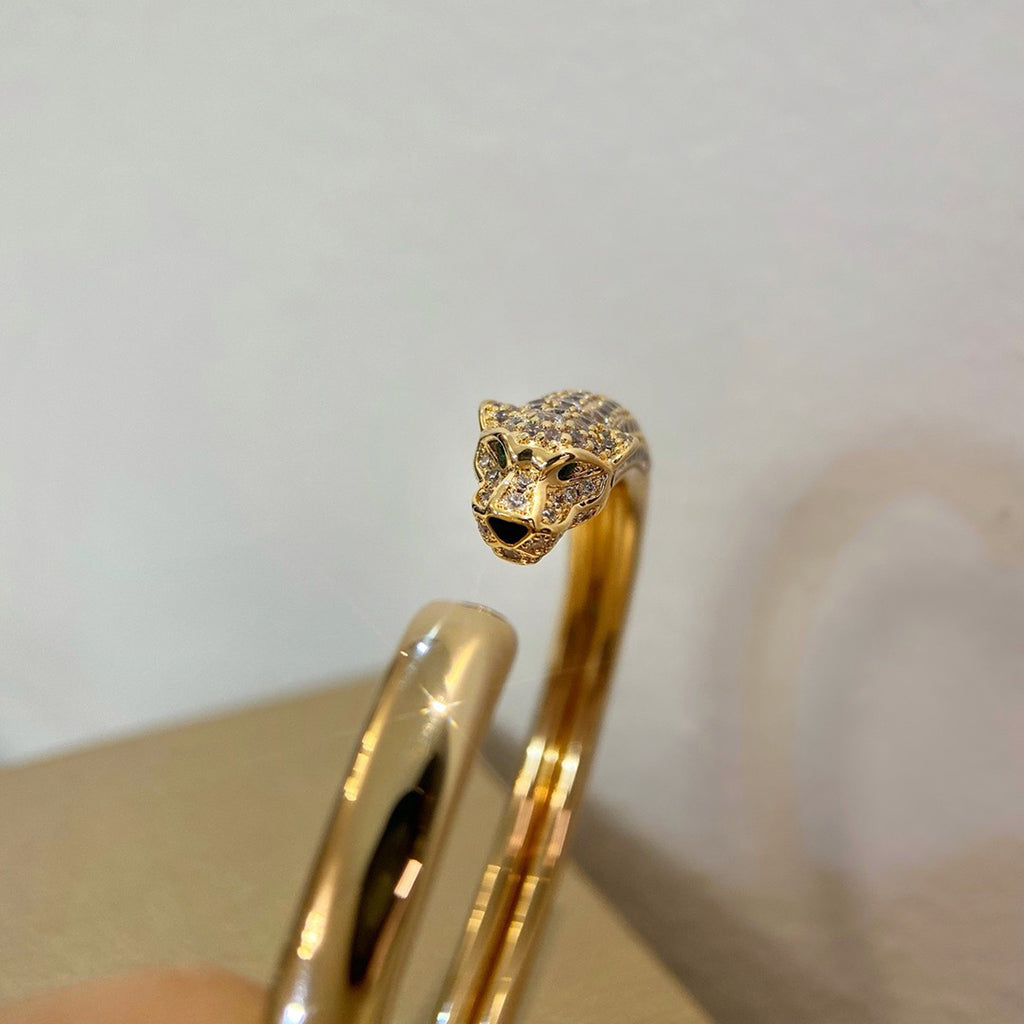 [Cadisa] PANTHERE HALF DIAMOND OPEN BRACELET