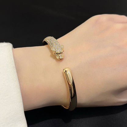 [Cadisa] PANTHERE HALF DIAMOND OPEN BRACELET