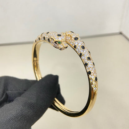 [Cadisa] PANTHERE DOUBLE HEADED HALF DIAMOND OPEN BRACELET
