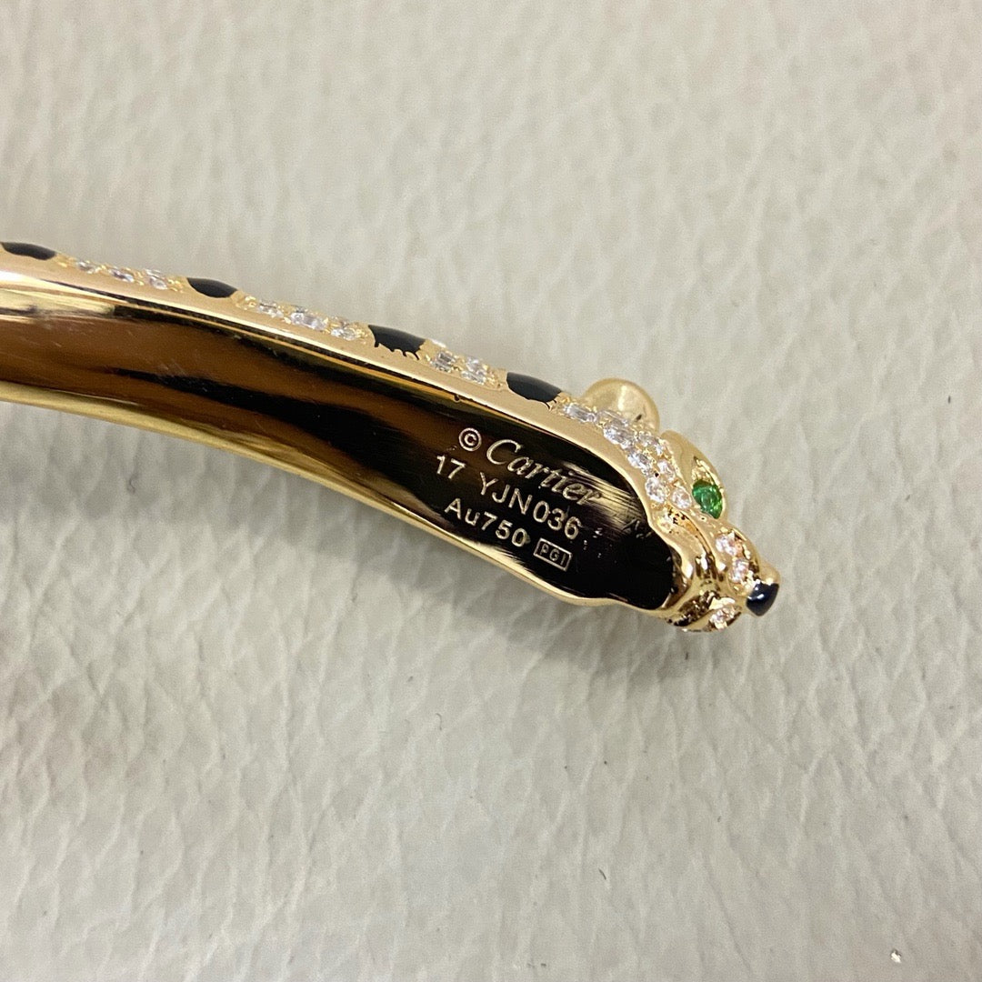 [Cadisa] PANTHERE DOUBLE HEADED HALF DIAMOND OPEN BRACELET