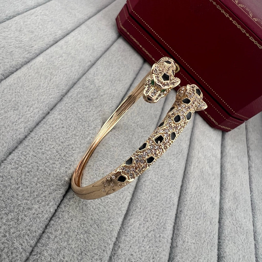 [Cadisa] PANTHERE DOUBLE HEADED HALF DIAMOND OPEN BRACELET