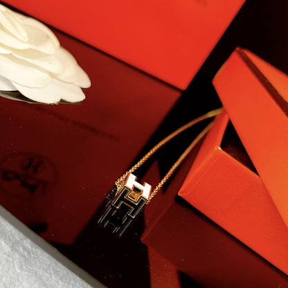 [Cadisa]H WHITE SQUARE GOLD NECKLACE