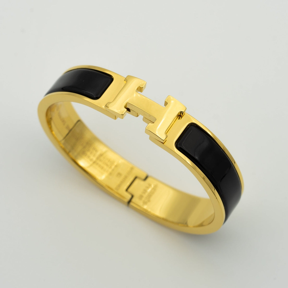 [Cadisa]H BLACK BRACELET