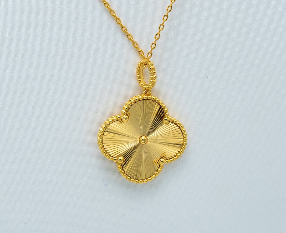 [Cadisa]CLOVER 25MM PEDANT NECKLACE GOLD