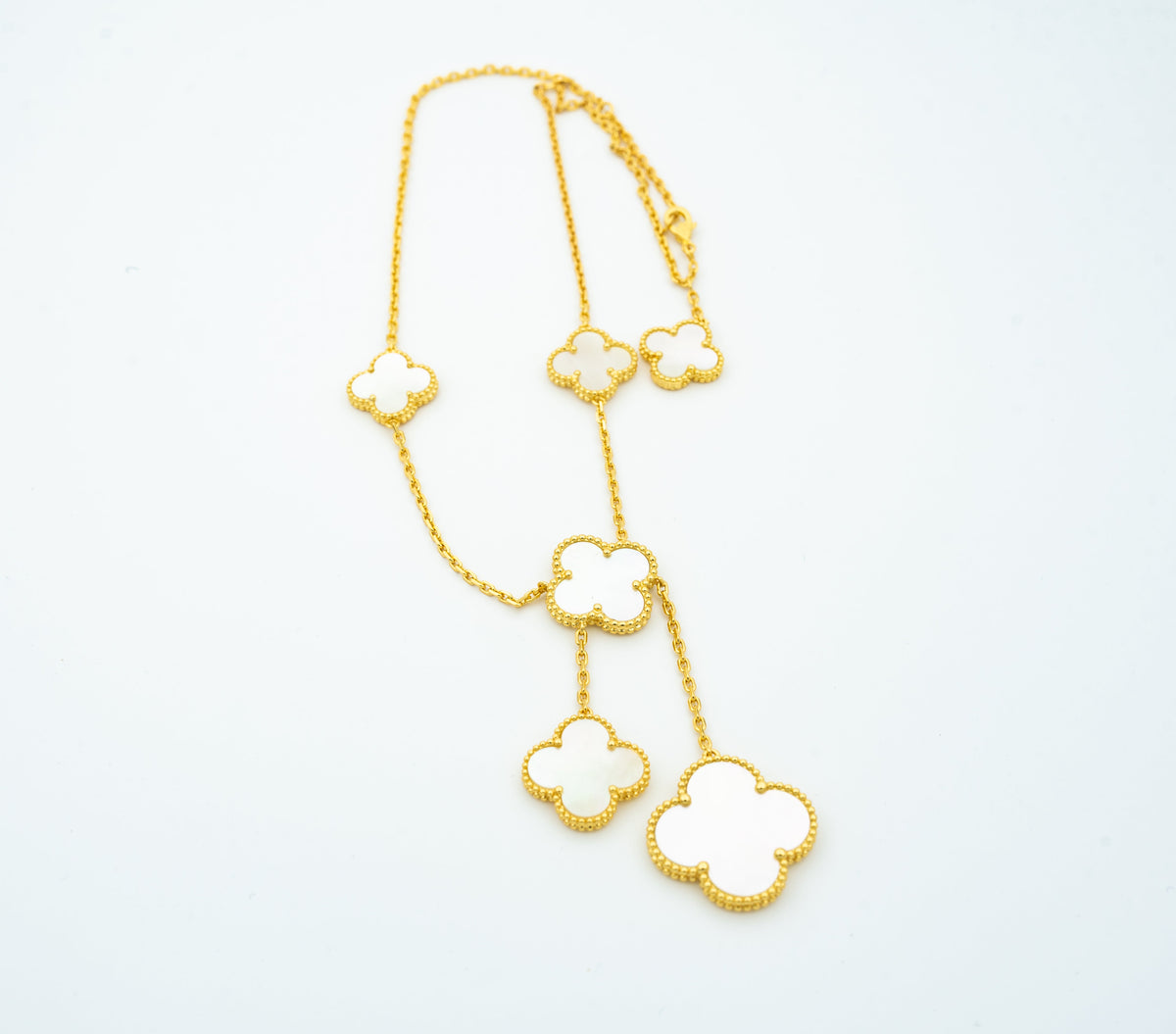 [Cadisa]CLOVER MOTHER OF PEARL NECKLACE 6 MOTIF
