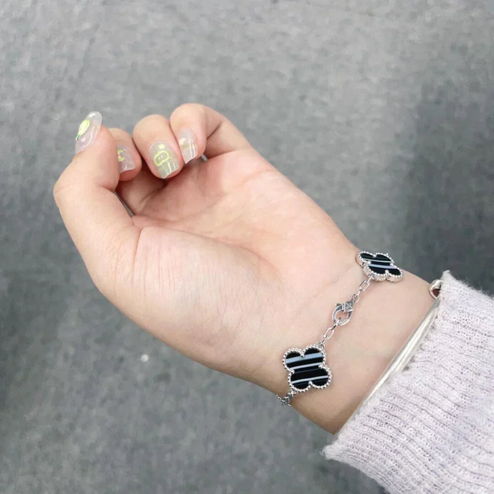 [Cadisa] CLOVER 5 MOTIF PULSAR STONE BRACELET COLLECTION