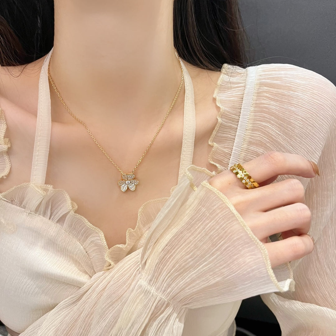 [Cadisa]FLOWER DIAMOND NECKLACE