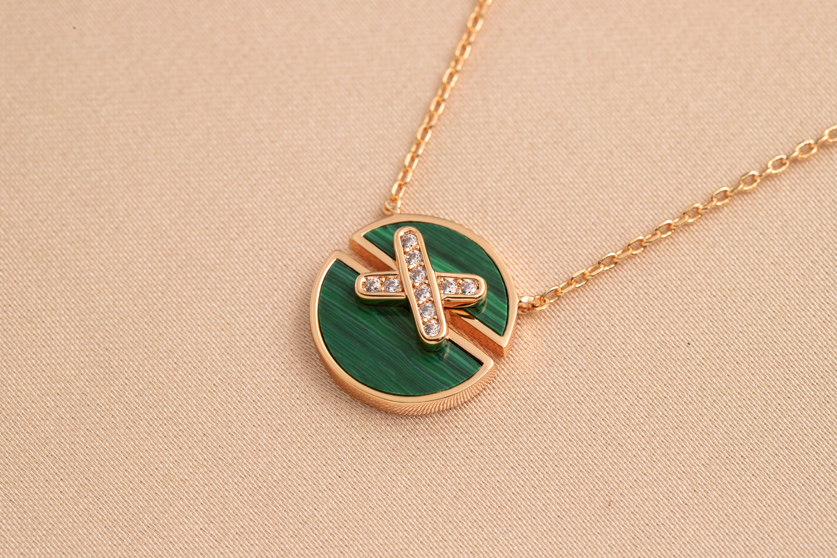 [Cadisa]JEUX DE PINK GOLD DIAMOND NECKLACE