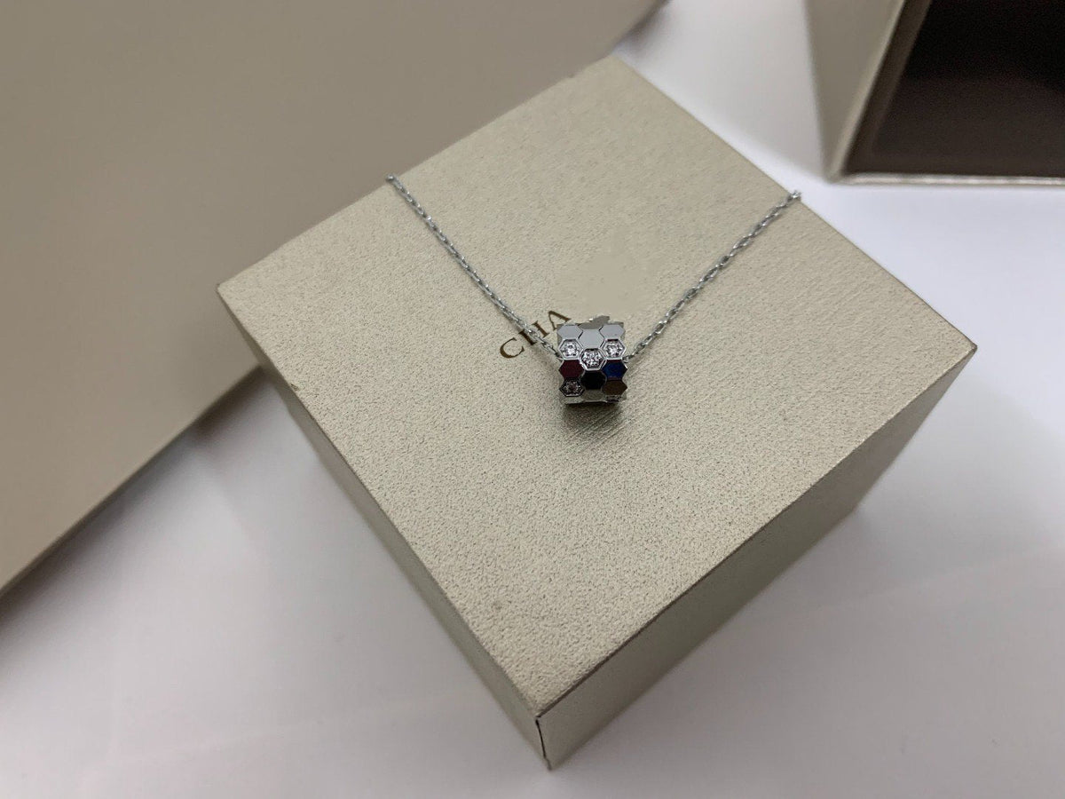 [Cadisa]BEE LOVE DIAMOND NECKLACE