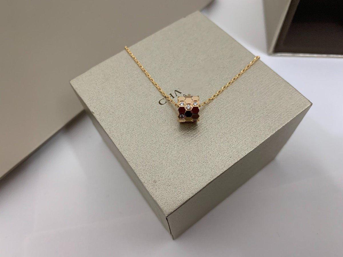 [Cadisa]BEE LOVE DIAMOND NECKLACE