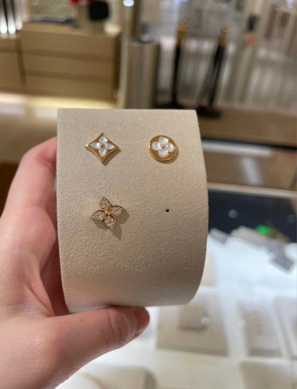 [Cadisa]STAR BLOSSOM STUD EARRINGS PINK GOLD DIAMONDS