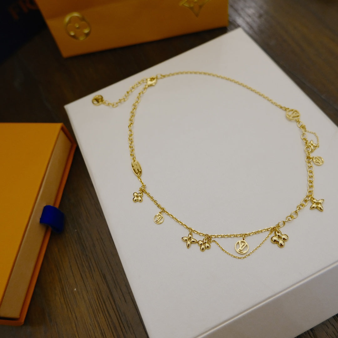 [Cadisa]BLOOMING SUPPLE NECKLACE BRASS