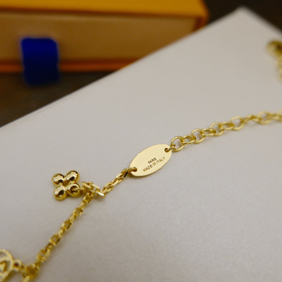 [Cadisa]BLOOMING SUPPLE NECKLACE BRASS