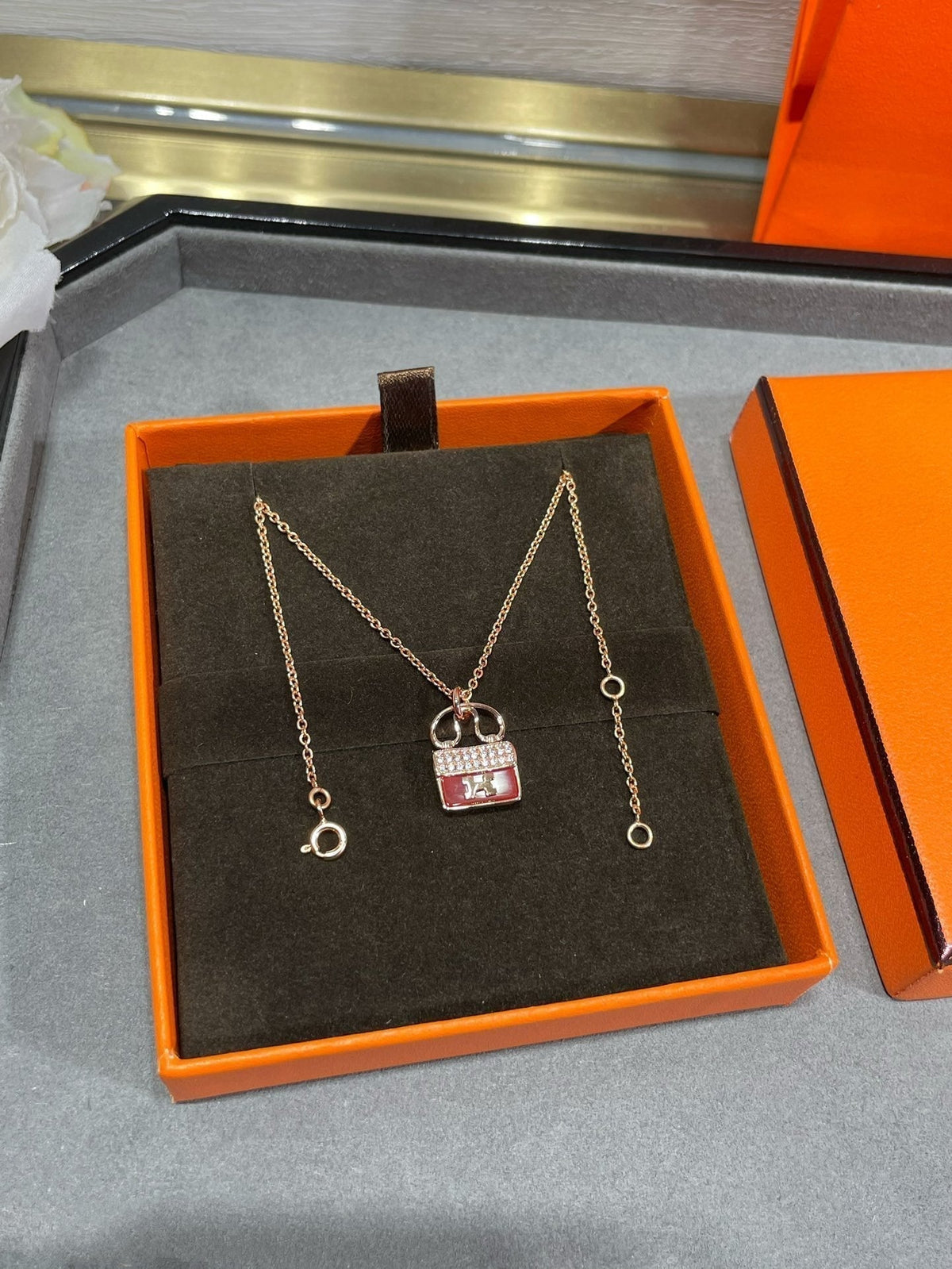[Cadisa]H CIRCE MOISSANITE PENDANT NECKLACE GOLD