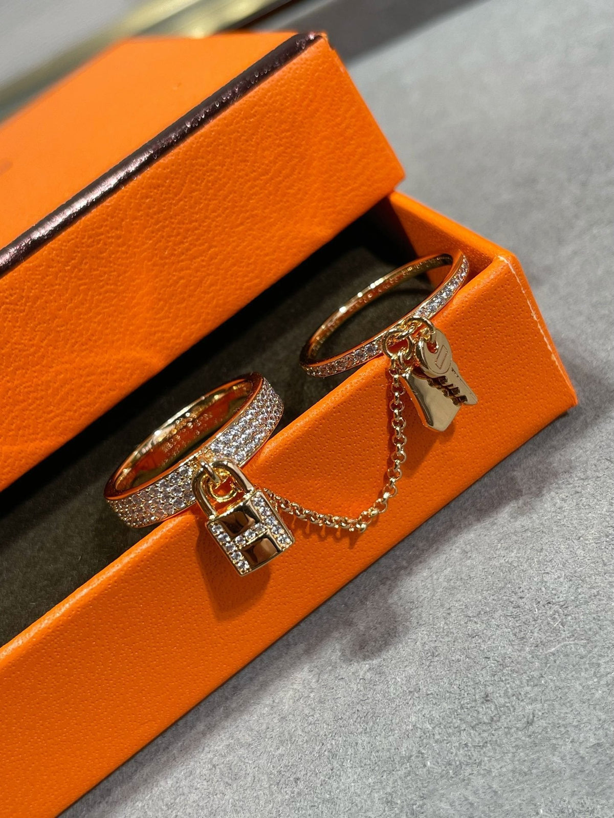 [Cadisa]HM KELLY CLOCHETTE DOUBLE RING IN  WITH DIAMONDS