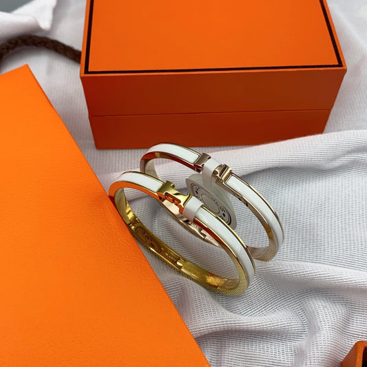 [Cadisa]CLASSIC HM CLIC WHITE 8MM ENAMEL BRACELET