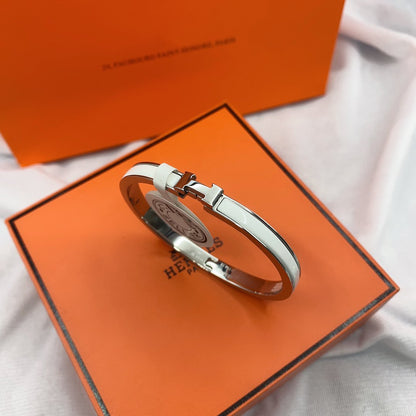 [Cadisa]CLASSIC HM CLIC WHITE 8MM ENAMEL BRACELET