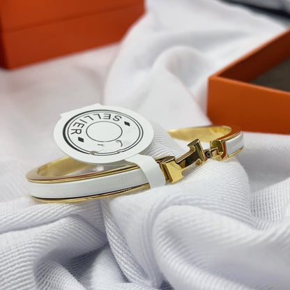 [Cadisa]CLASSIC HM CLIC WHITE 8MM ENAMEL BRACELET