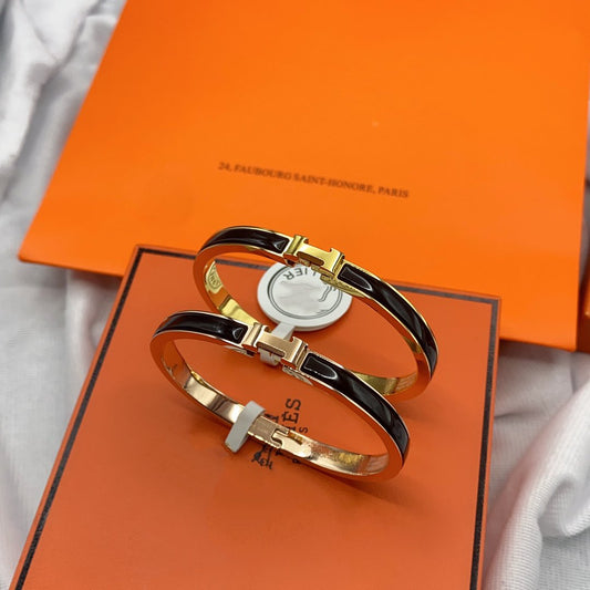[Cadisa]CLASSIC HM CLIC BLACK 8MM ENAMEL BRACELET