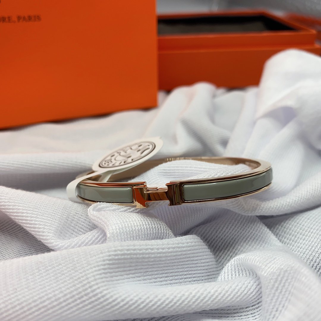 [Cadisa]CLASSIC HM CLIC GREEN 8MM ENAMEL BRACELET