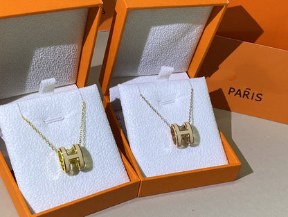 [Cadisa]HM CLIC YELLOW ENAMEL GOLD NECKLACE