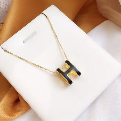[Cadisa]HM CLIC BLACK ENAMEL GOLD NECKLACE
