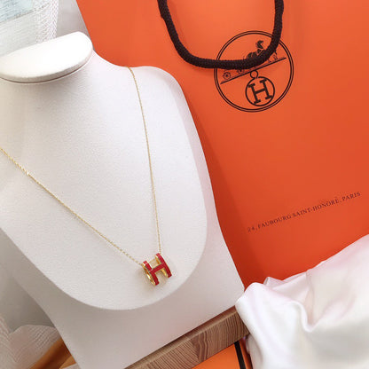 [Cadisa]HM CLIC RED ENAMEL GOLD NECKLACE