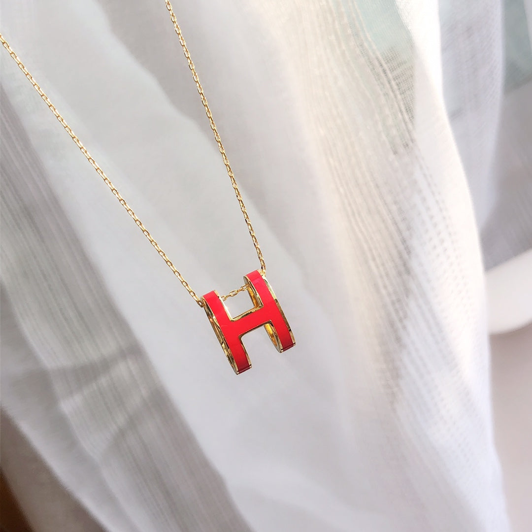 [Cadisa]HM CLIC RED ENAMEL GOLD NECKLACE