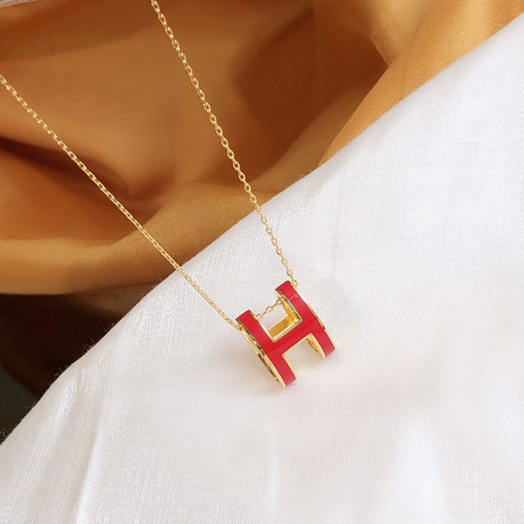 [Cadisa]HM CLIC RED ENAMEL GOLD NECKLACE