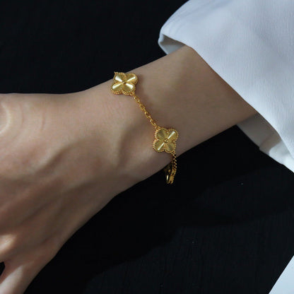 [Cadisa] CLOVER 5 MOTIF LASER BRACELET COLLECTION
