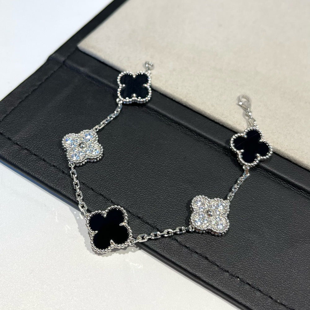 [Cadisa] CLOVER 5 MOTIF ONYXS BRACELET COLLECTION