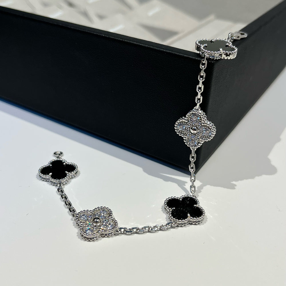[Cadisa] CLOVER 5 MOTIF ONYXS BRACELET COLLECTION
