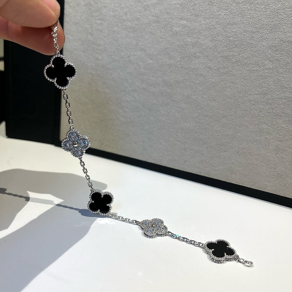 [Cadisa] CLOVER 5 MOTIF ONYXS BRACELET COLLECTION